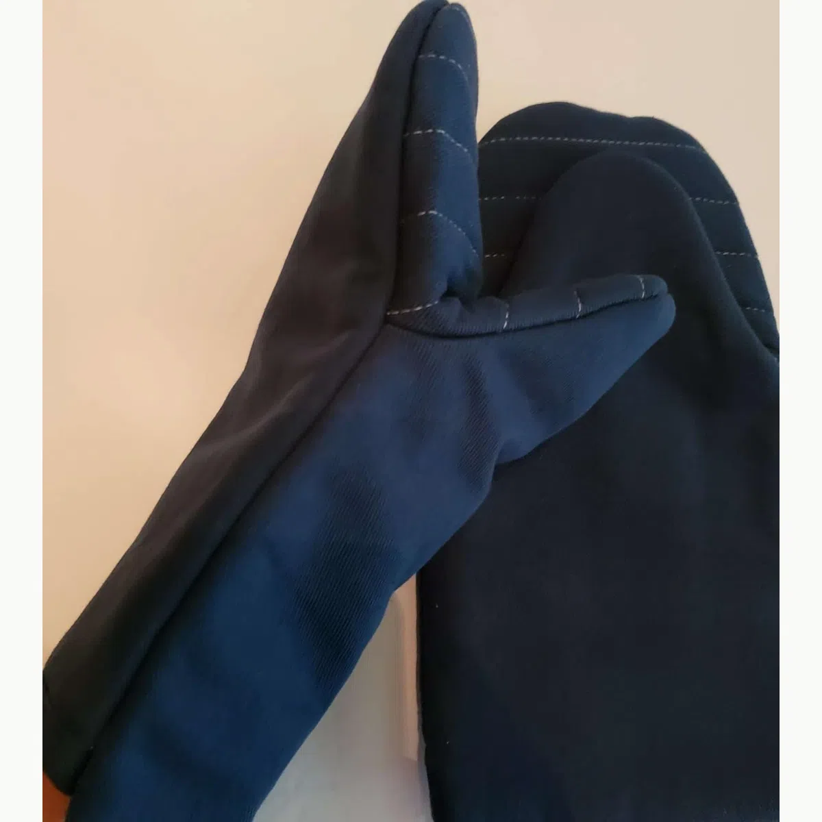 Très belles maniques