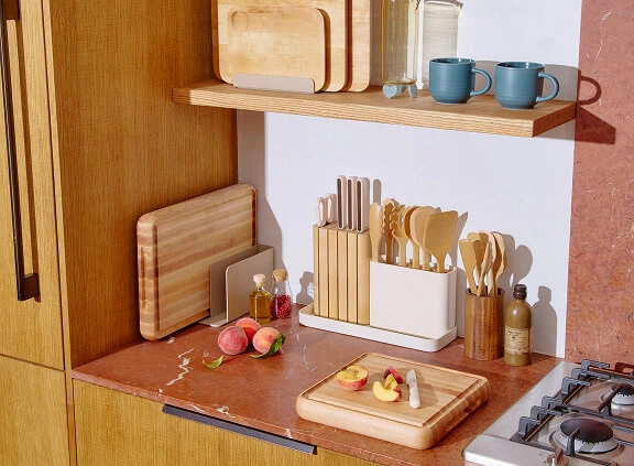 Planche à découper et à servir Caraway 30 cm (12 po) — Bois à chants, double face